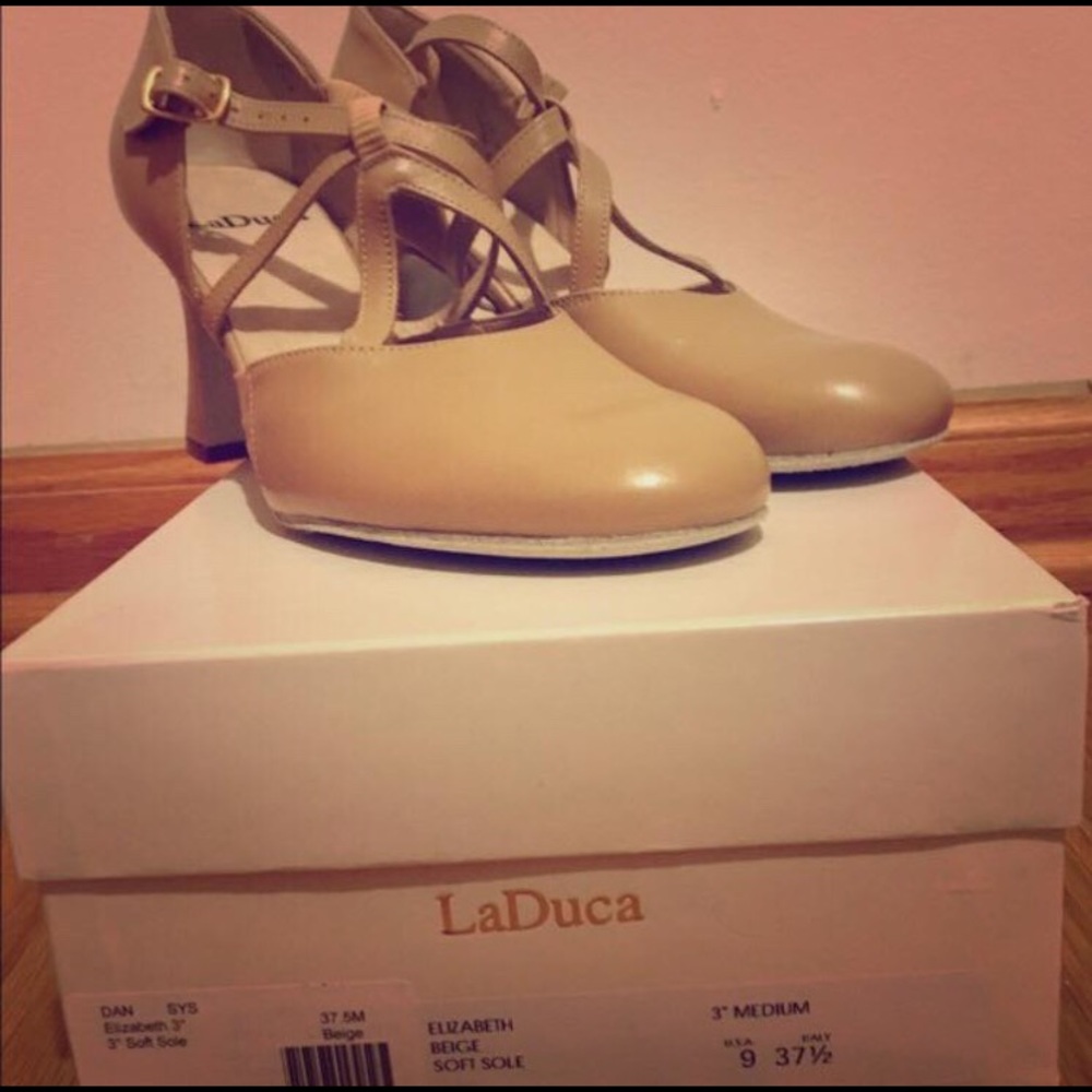 Brand New Elizabeth LaDucas